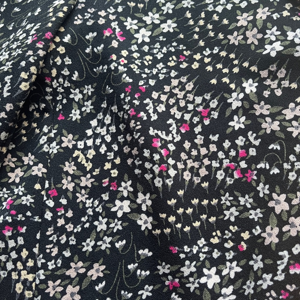 Jules & Leopold Black Floral Ankle Pants - Picture 2 of 6